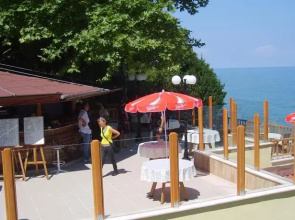 Tezel Pansiyon & Camping