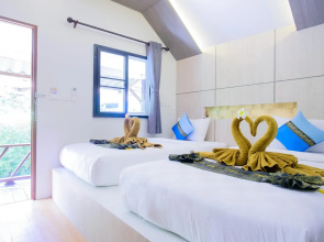 Charming Lipe Beach Resort