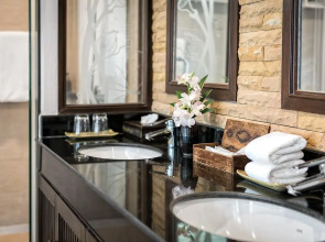 Alpina Phuket Nalina Resort & Spa