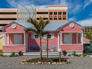 Frenchy's S On East Shore 486 3 Bedroom Home by Redawning