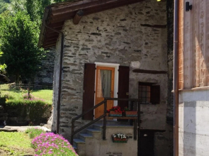 Studio In Piuro With Wonderful Mountain View - 13 Km From The Slopes