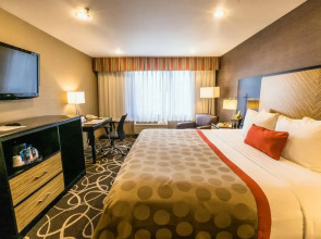 Holiday Inn Newark International Airport by IHG