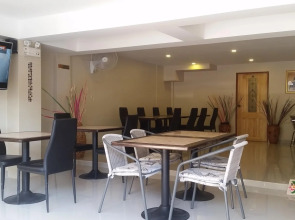 Patumnak Beach Guesthouse