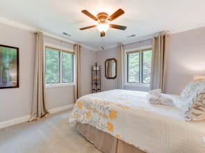 Waterfront Troutman Vacation Rental on Lake Norman