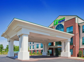 Holiday Inn Express & Suites Enterprise by IHG