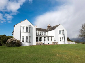 Cavens Country House