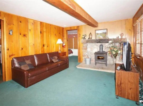 Bear Snugglin' By Big Bear Cool Cabins