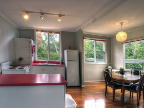 Cove Beach Apartment 1