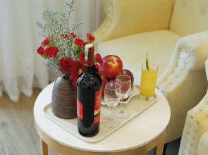 Chemi Noi Bai Airport Hotel