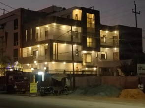 Hotel Noida Dreamz 44