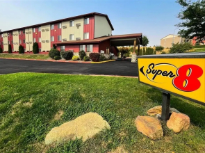 Super 8 By Wyndham Moscow / Pullman