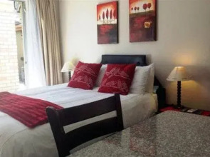 Gold Guest & Conference