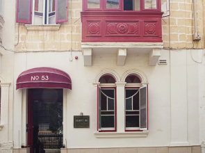 Granny's Inn - Hostel