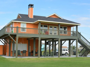 Coconuts 3 Bedroom Home