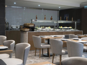 Yuksel Istanbul Yenikapi