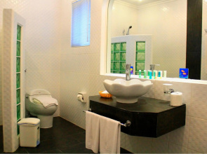 Monaco Suites de Boracay