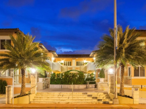 Sun Harbour Boutique Hotel