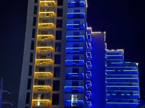 Antonio Apartments With Balcony Mountain View