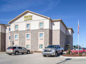MainStay Suites Meridian - Bonita Lakes