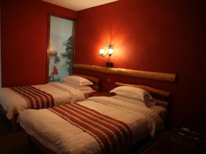 Nirvana Hotel - Hostel