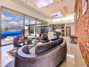 Sevil Uno in Gelemi Mahallesi