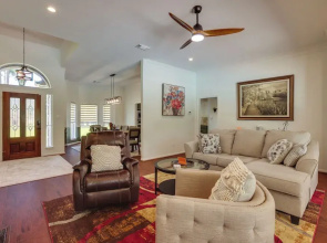 Montgomery Home w/ Yard, Pool & Hot Tub!
