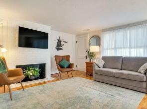 Walk to Craigville Beach: Cape Cod Gem w/ Patio