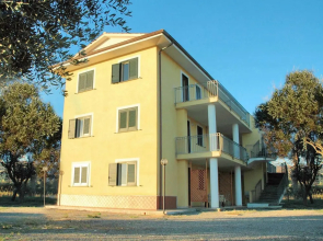 Elvira Residence