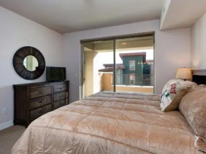 Condo in Newpark