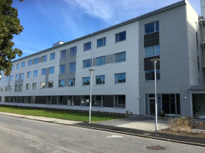 Part-Time Home Hotel Rotebro Station