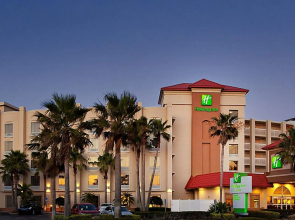 Holiday Inn & Suites Daytona Beach on the Ocean by IHG