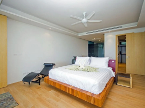 Luxury Hillside Residence at Bangtao