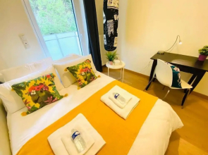 Large 3bedrooms with Terrace and Parking