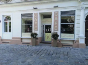 CH-Wellness Apartments & Rooms