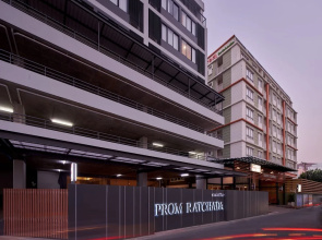 Prom Hotel