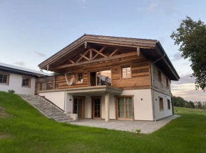 Maja Chalets Comfortable Holiday Residence