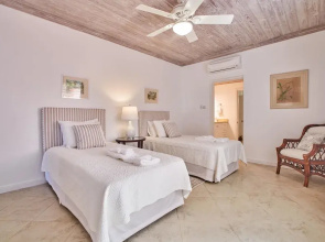 Luxury Beach Front Villa Estate