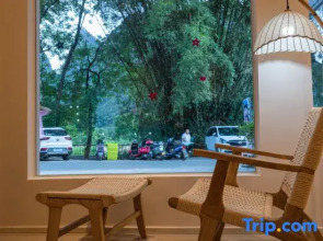 Shiyu Yuanfang Homestay (Yangshuo Yulong River Xiatang Pier)