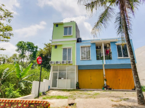 OYO 3495 Menjangan Residence at De Priok