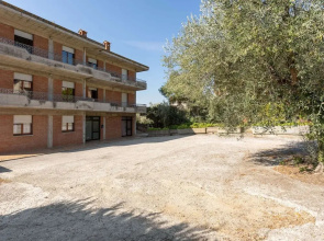 Cozy Apartment With Swimming Pool and gym on Lake Trasimeno