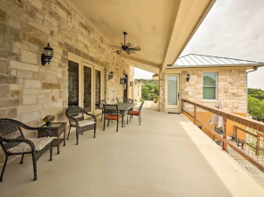 'ladera' Wimberley Estate on 13 Acres w/ Hot Tub