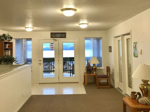 Lake View Suites