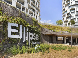 Ellipse Waterfall 3801