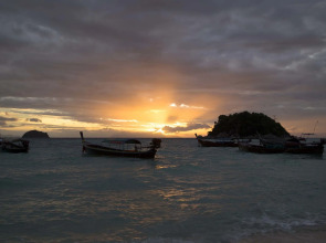 Mali Resort Sunrise Beach