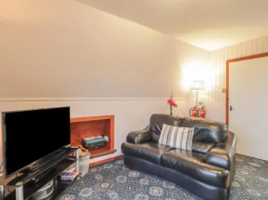 Larchfield Chalet 1