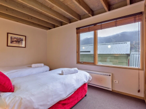 Banjo Apartments - Townhouse 4