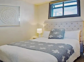 Luxury Mt Eden Apartment with Spectacular Views