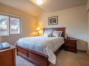 Eagle Crest on the Green