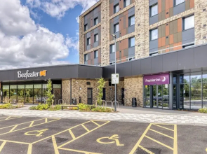 Premier Inn Bristol Parkway - M32