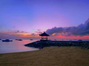 favehotel Kuta Square